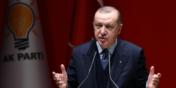 Pidato Kemenangan, Erdogan Nyanyikan Satu Bangsa Satu Bendera