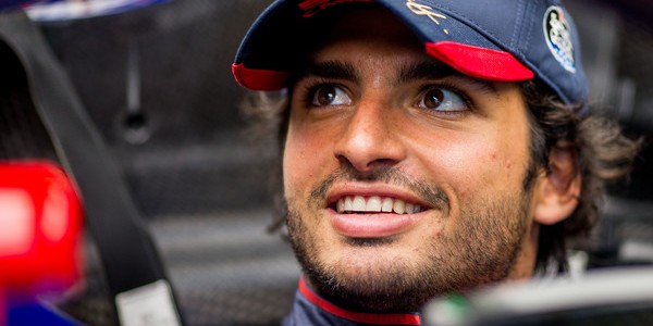 Alonso Pergi, McLaren Gaet Carlos Sainz