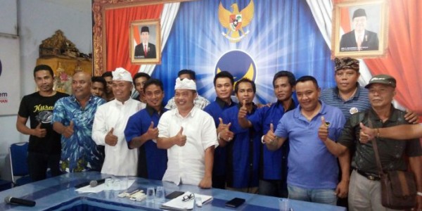 Utus Sang Anak dan Loyalisnya, Politikus Gaek Ini Pilih Membelot ke NasDem