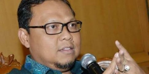 DPR Desak Mendagri Tuntaskan E-KTP
