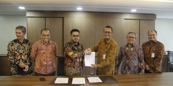 PT. CNI Tunjuk BUMN Bangun Kontruksi Smalter