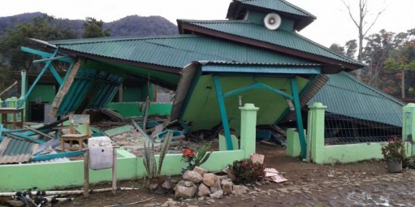 Gempa Banten, Warga Panik, Masjid dan Rumah Rusak