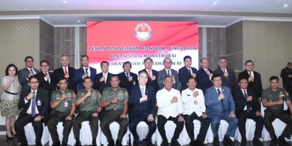 Kasum TNI Hadiri Penandatanganan Kontrak Pengadaan Alutsista & Konstruksi