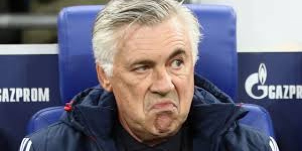 Napoli Imbang Lawan Zvezda, Ancelotti: Mereka Profesional dalam Buang-buang Waktu