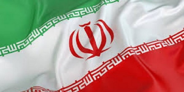 Iran Unjuk Kekuatan “skala besar” di Selat Hormuz