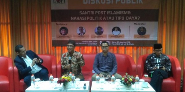 Diam-diam Jokowi-JK Gandrungi Ceramah Ustaz Abdul Somad