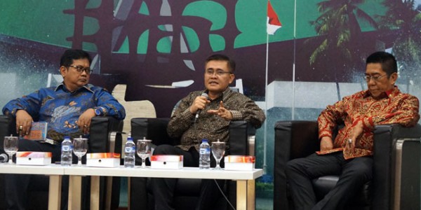 Diskusi RUU Pertahan Di DPR