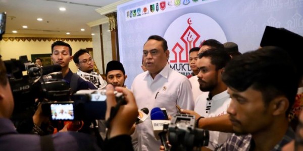 Menpan RB Bantah Tudingan 90 Persen Kementerian Jual Beli Jabatan
