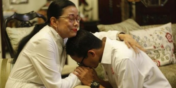 Sandiaga: Jangan Lupa Bilang ‘I Love You’ ke Ibu Kalian