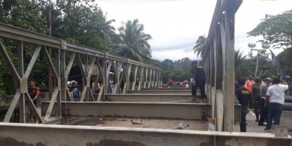 Pulihkan Lalu Lintas Padang-Bukittinggi, PUPR Bangun Jembatan Sementara