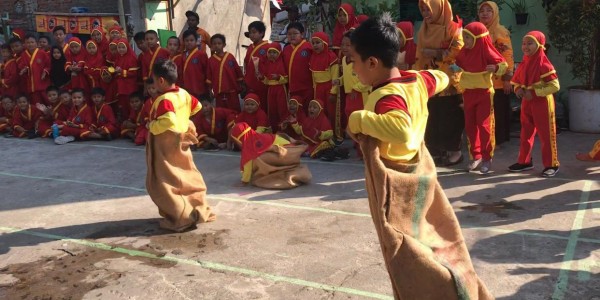 SD Muhammadiyah Surabaya Siapkan Generasi Milenial Berwawasan Global
