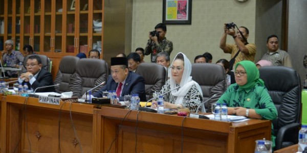 BPJS Defisit, DPR: Harus Carikan Solusi Yang Sistemik