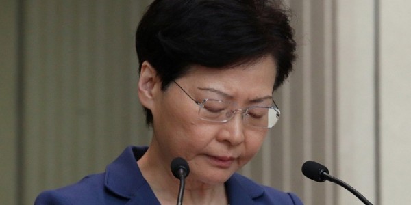 Pemerintah Hong Kong Nyerah, Undang-Undang Ekstradisi Ditarik
