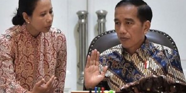 Rini Tak Bangkang Soal Rombak Direksi BUMN, Tapi Jokowi Yang Inkonsisten