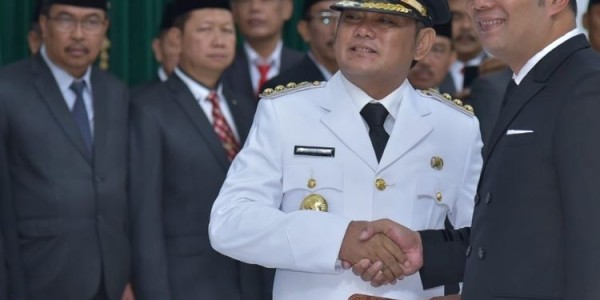 Luncurkan Aplikasi Pelayanan Publik, Bupati Bekasi Beri Nama “Bebunge”