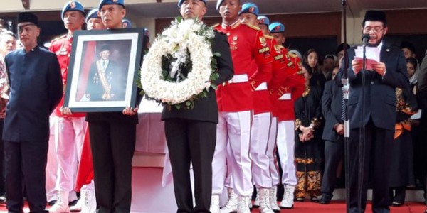 Upacara Pelepasan Jenazah Habibie Dipimpin Anwar Usman