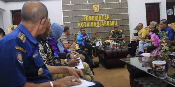 Walikota Banjarbaru Umumkan Darurat Kabut Asap