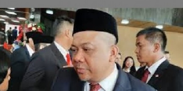 Fahri Hamzah Minta Aparat Selidiki Motif Pembakaran Motor Wartawan