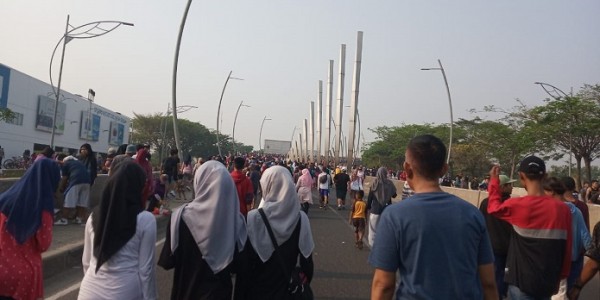 Selain Berolahraga, Masyarakat Bisa Berburu Kuliner di Car Free Day Kota Bekasi