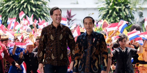 Kompak, Presiden RI dan PM Belanda Pakai Batik