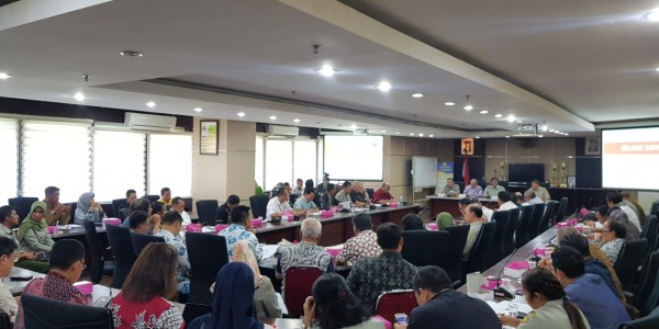Public Hearing Kementan Diharapkan Selesaikan Persoalan Perunggasan