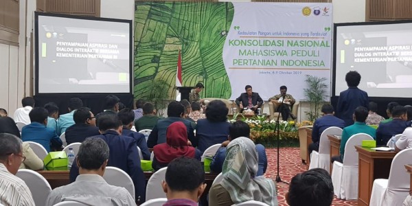 Kementan Dorong Mahasiswa Kembangkan Peternakan Nasional