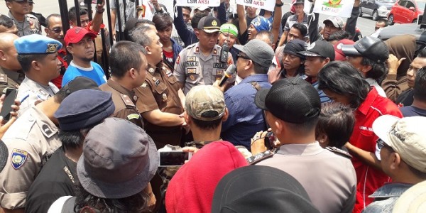 Banyak Kasus Mengendap, LSM AKSI Geruduk Kantor Kejari Subang