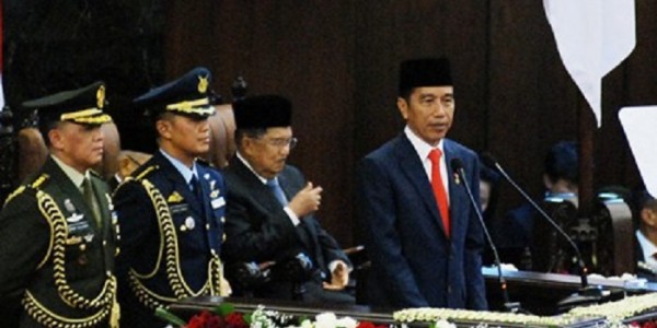 Jokowi Pastikan akan Copot Pejabat yang Tak Serius Kerja