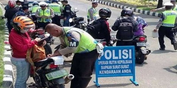 Polsek Cibarusah Gelar Razia Kendaraan