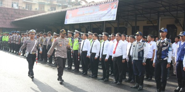 Kapolres Tebing Tinggi Pimpin Apel Gelar Pasukan Operasi Zebra Toba 2019