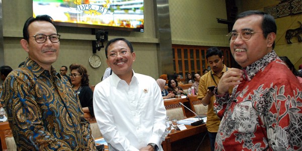 Menkes dr. Terawan di Komisi IX DPR