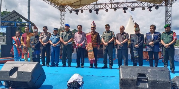 Event Multi Etnis Budaya Nusantara Jadi Ajang Hiburan Rakyat Di Danau Toba Parapat