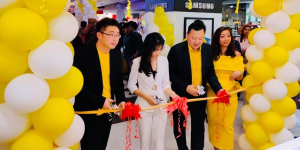 Melayani Anak Muda, Kini realme Official Service Center & Store Resmi Dibuka di WTC
