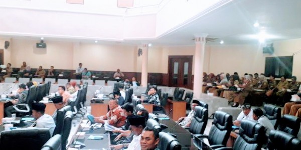 Sidang Paripurna DPRD Subang, Pembahasan RAPBD 2020, 15 Orang Anggota DPRD Mangkir