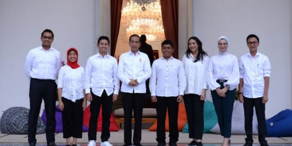 Staf Khusus Milenial Jokowi Diingatkan Jangan Cuma Jadi Aksesori