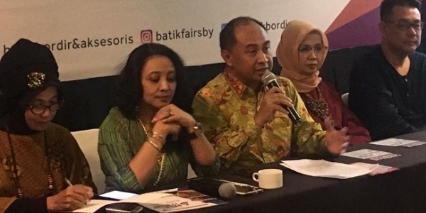 Lestarikan Batik, Jatim Gelar Batik Fashion Fair 2019