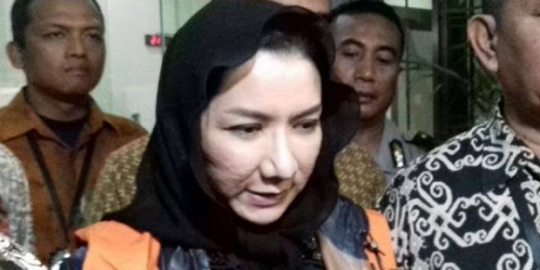 KPK Periksa Bekas Bupati Kutai Kartanegara