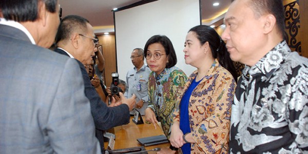 Rapat Konsultasi Pimpinan DPR Dengah Menkeu