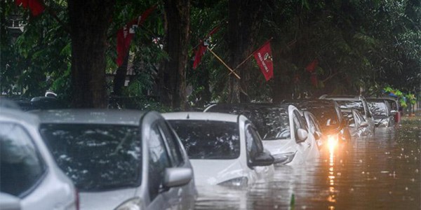Pemerintah Pusat dan Daerah Harus Koordinasi Atasi Banjir Jabotabek