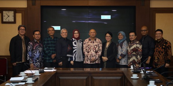 Pajak Pelaku UMKM Yang Beromzet Rp4,8 M Bakal Dimasukkan Ke Draf Omnibus Law