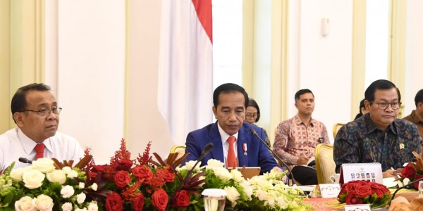 Presiden Minta Jajarannya Kalkulasi Dampak Virus Korona Terhadap Perekonomian Indonesia
