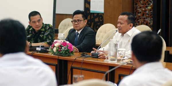 Wakil Ketua DPR Muhaimin Iskandar Dan Menteri KKP Eddy Prabowo Gelar Rapat Dengan Nelayan