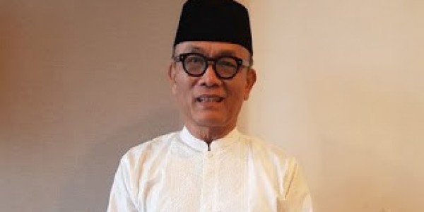Pancasila : Stempel atau Manifestasi ?