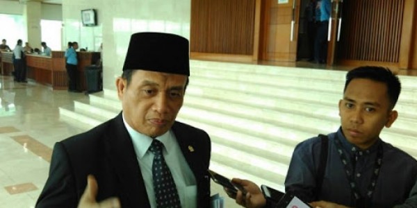Lewat Omnibus Law, Hak Legislasi DPR Diduga Mau Diambil Alih Pemerintah