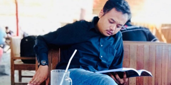 Perguruan Tinggi, Kritik, dan Budaya Paternalisme