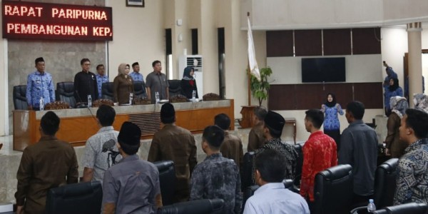 Rapat Paripurna Penyampaian Nota Pengantar Raperda Ten tang Rencana IPK dan PK