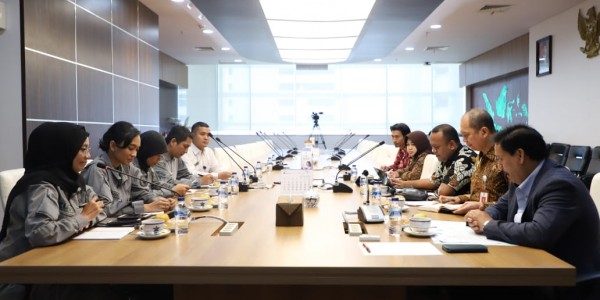 Bakamla RI -  Perpustakaan Nasional Bertekat Kembangkan  Desa Maritim