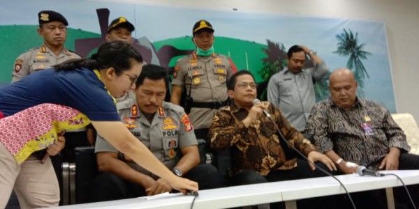 Sekjen DPR: Tak Ada Kebakaran, Cuma Sistem Aerosol Error Keluarkan Asap