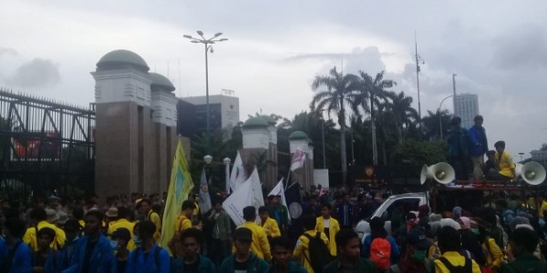 Demo Tolak Omnibus Law, Ini Tuntutan BEM SI Ke DPR