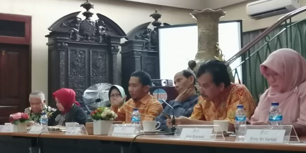 Jika Pertumbuhan Ekonomi Terus Turun, 6 Bulan Lagi Jokowi Bakal Nyungsep
